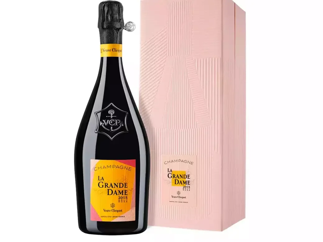 Veuve Cliquot La Grande Dame Rosé 2015 box and bottle
