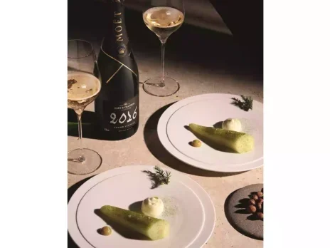 Moët & Chandon Trilogie: 2016, 2009, 2000—Partners in turbulence