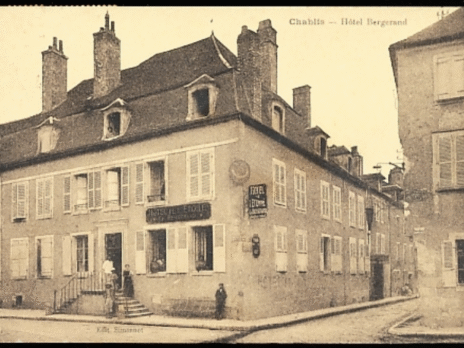 At the table: <em>Jambon au Chablis</em>